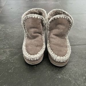 Mou Boots